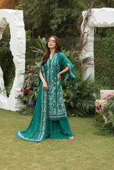 Luxury Lawn by Sobia Nairz`25 D-8B
