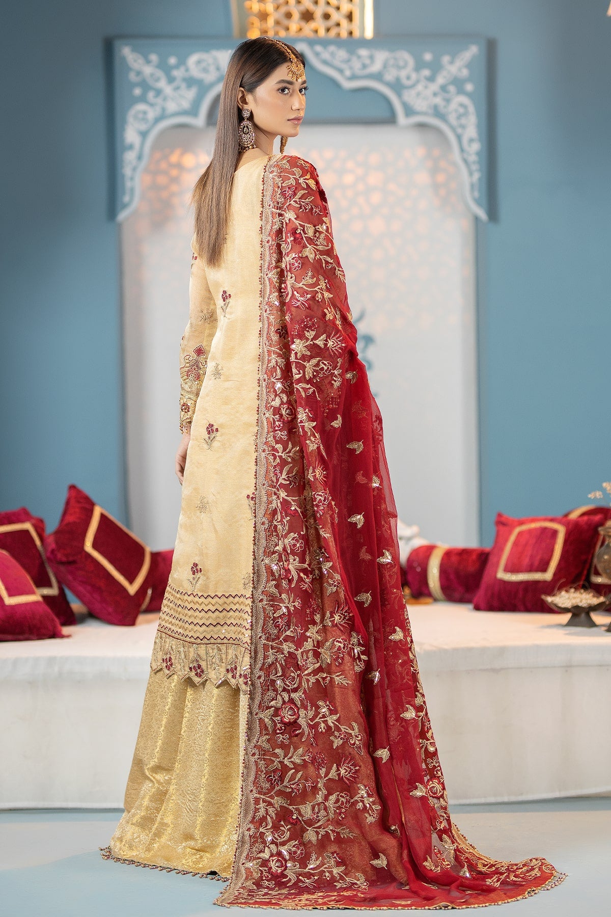 Raeesa - Luxury Collection (HU-2007)