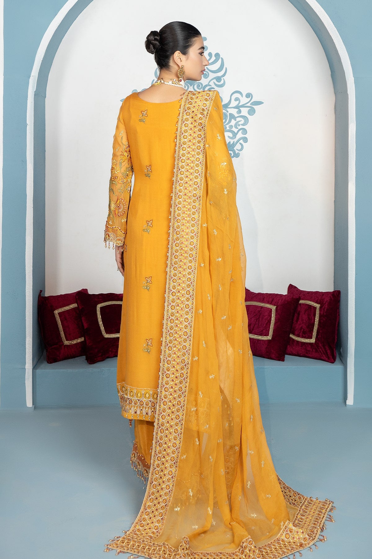 Raeesa - Luxury Collection (HU-2009)