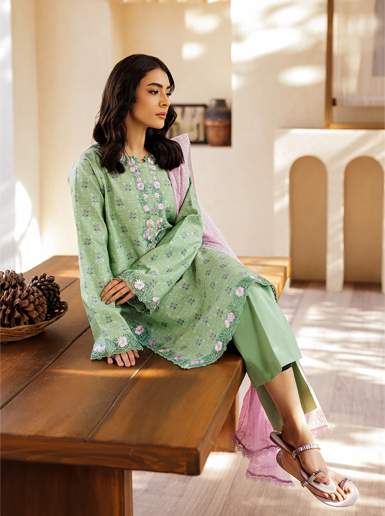 Amari Jacquard by Rajbari D-01