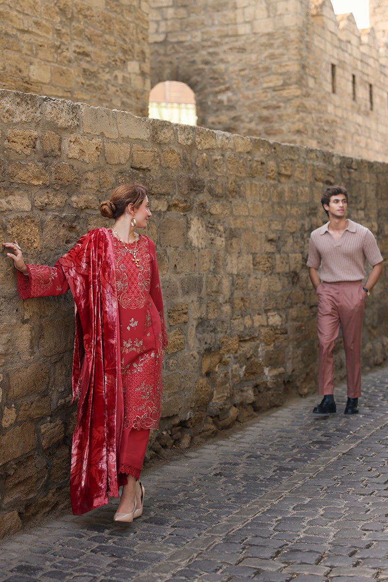 Carnation Luxury Shawl Edit'25 By Rang Rasiya ( Cold Brew )