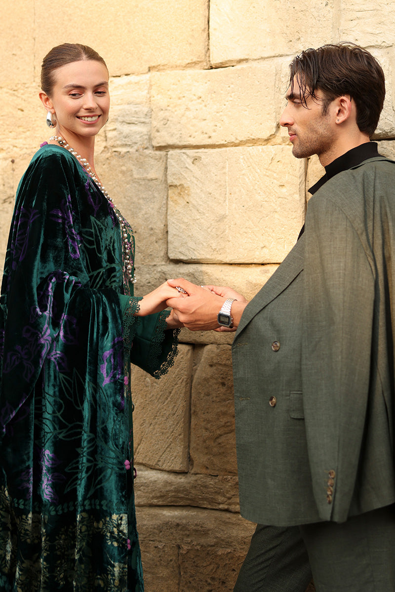 Carnation Luxury Shawl Edit'25 By Rang Rasiya ( Matcha )