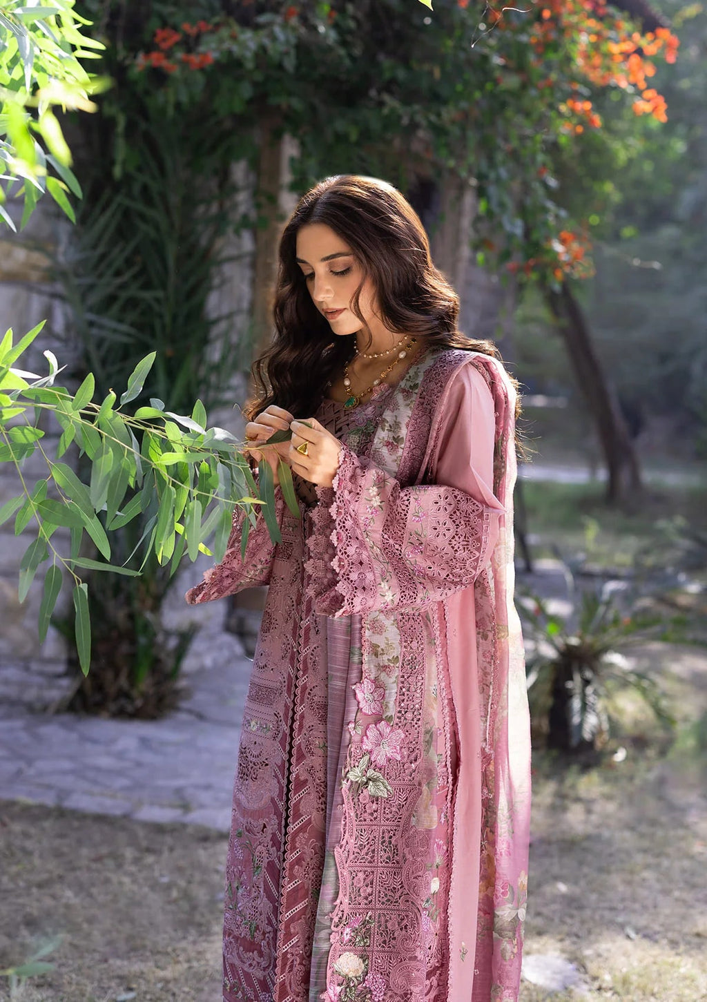 LUXURY LAWN BY ELAF PREMIUM (ELY-09 ROSEE)