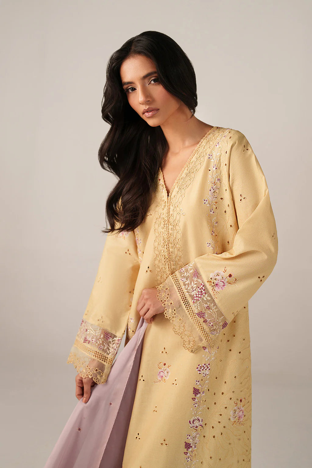 Iznik Embroidered Lawn (SS-11)