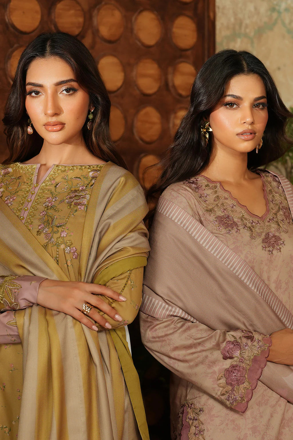Pre-Fall Winter'25 by Iznik IPF-04