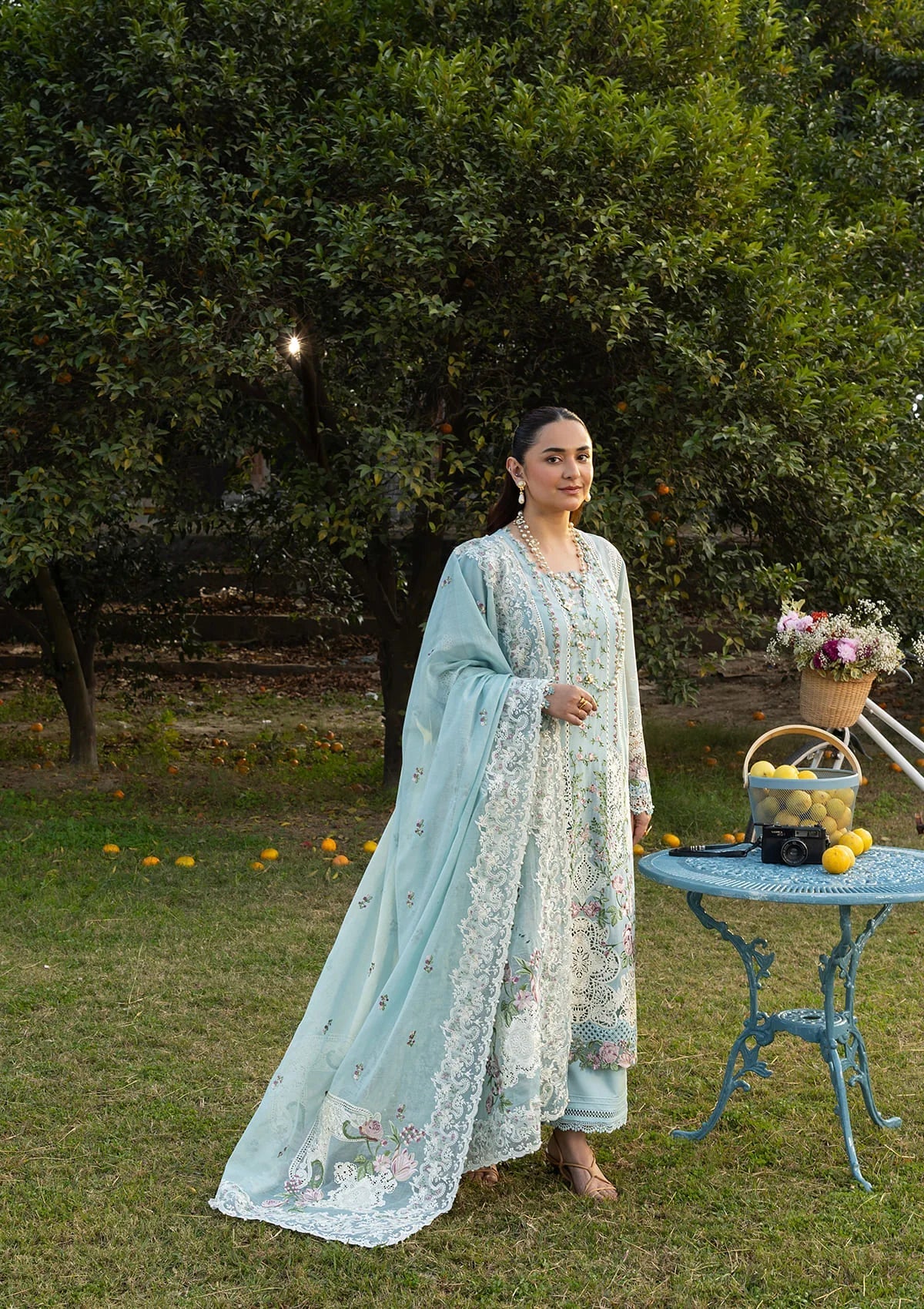 LUXURY LAWN BY ELAF PREMIUM (ELY-07 MORNIG DRIZZLE)