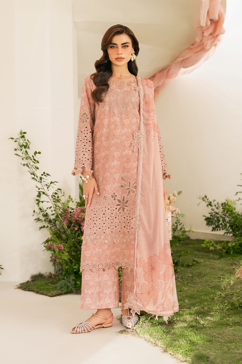 Iznik Festive Embroidered Lawn Edition '25 IFE-12