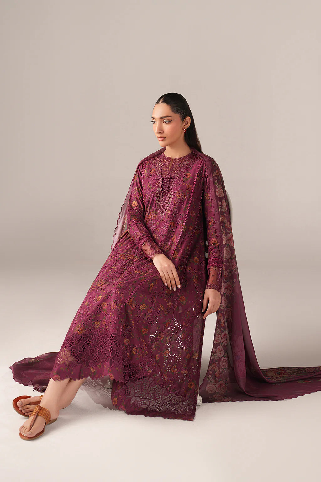 Iznik Embroidered Lawn (SS-04)