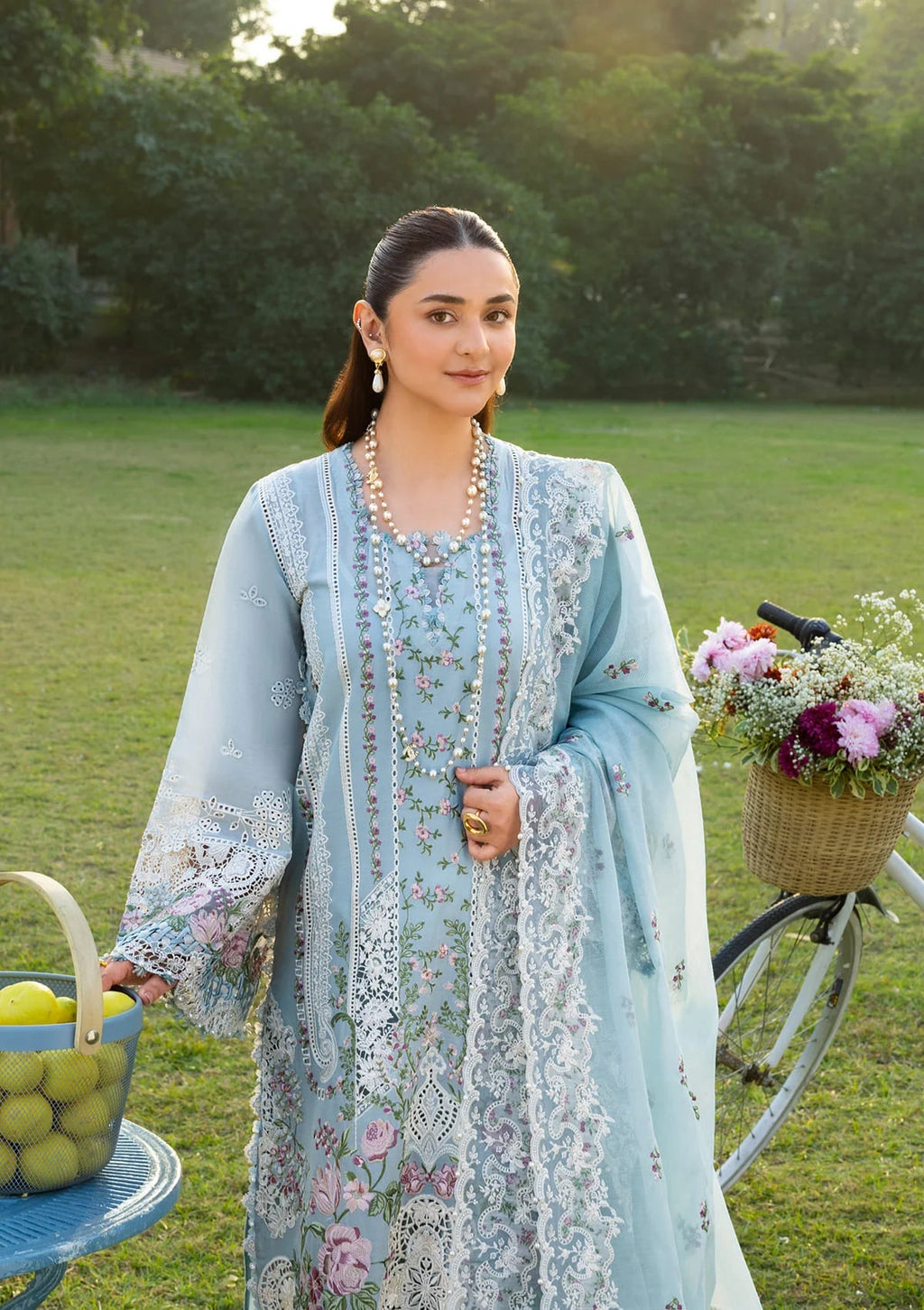 LUXURY LAWN BY ELAF PREMIUM (ELY-07 MORNIG DRIZZLE)
