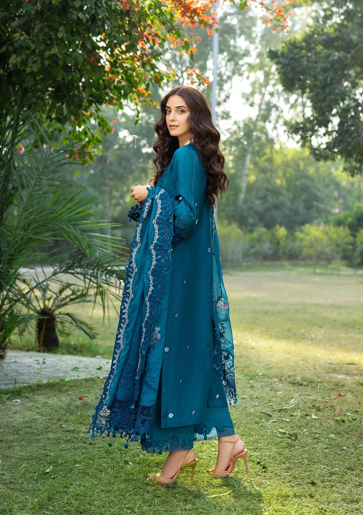 LUXURY LAWN BY ELAF PREMIUM (ELY-06 SAPPHIRE)