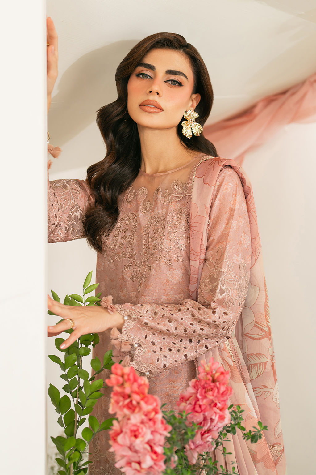 Iznik Festive Embroidered Lawn Edition '25 IFE-12