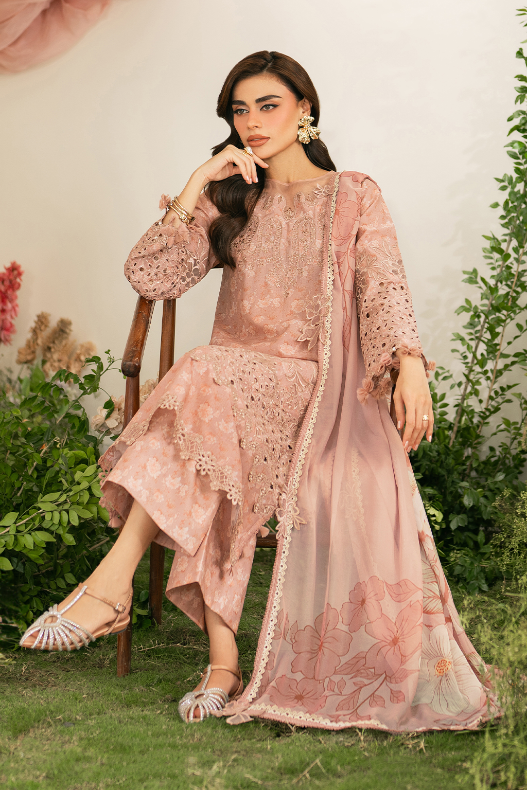 Iznik Festive Embroidered Lawn Edition '25 IFE-12