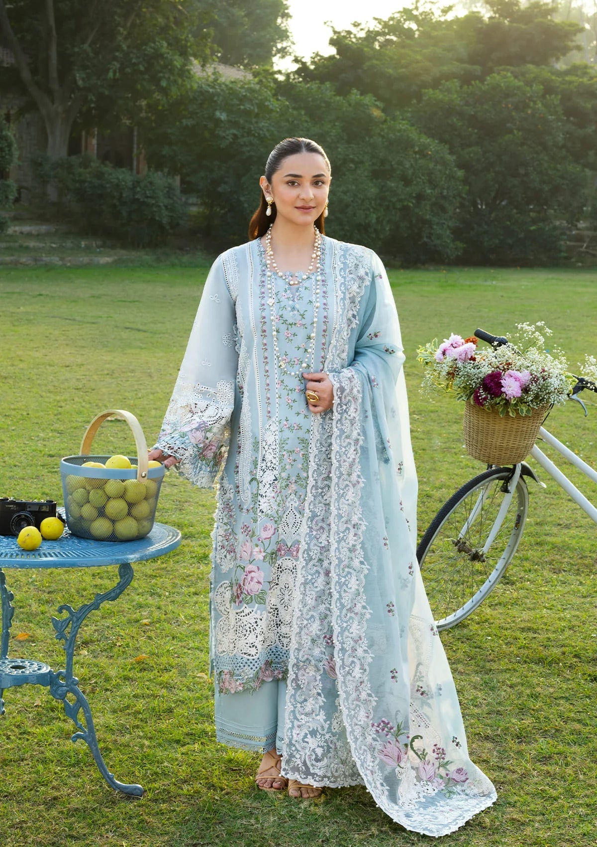 LUXURY LAWN BY ELAF PREMIUM (ELY-07 MORNIG DRIZZLE)
