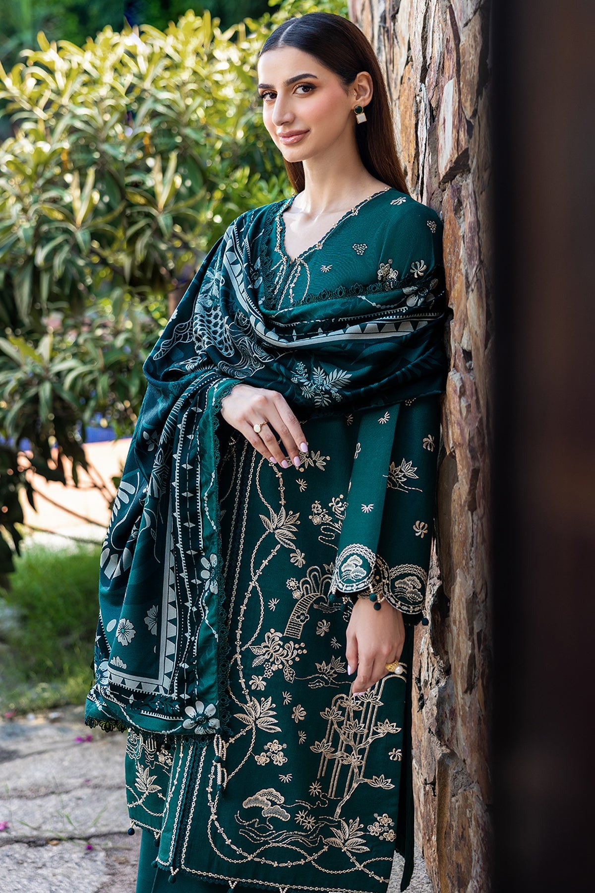 Eminence Khaddar'25 By Farasha ( Viona )