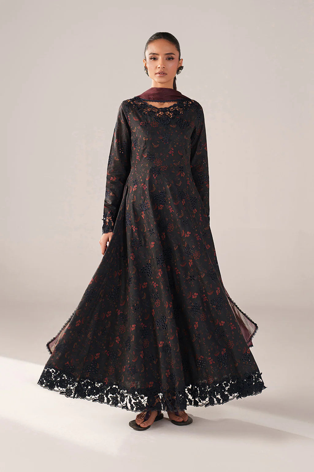 Iznik Embroidered Lawn (SS-09)