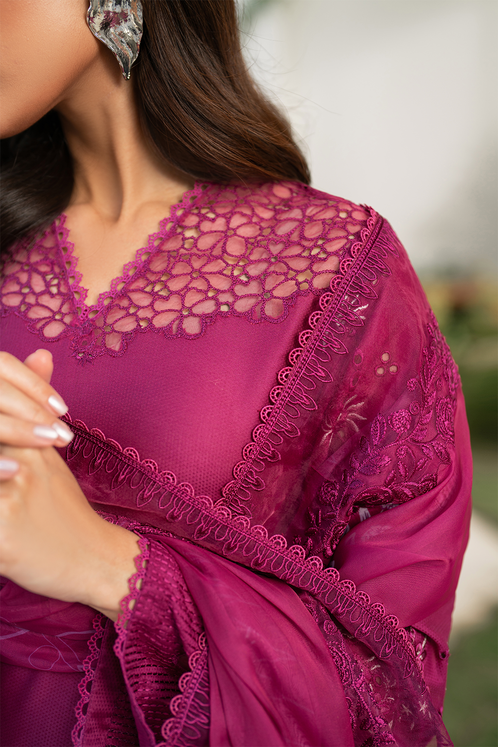 Iznik Festive Embroidered Lawn Edition '25 IFE-07