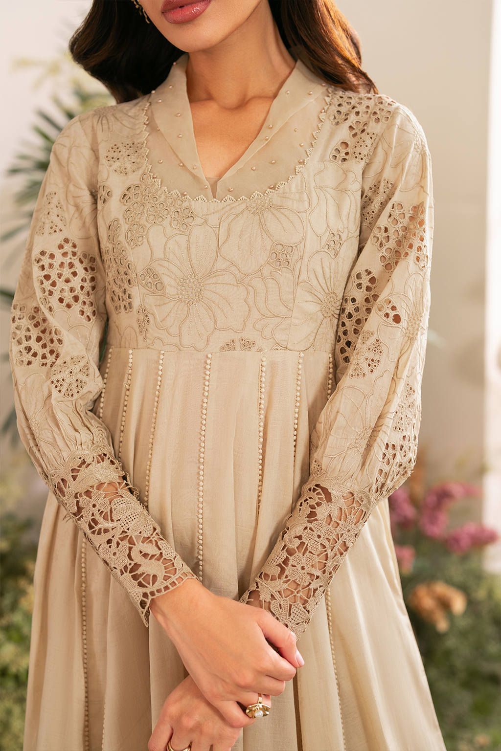 Iznik Festive Embroidered Lawn Edition '25 IFE-02