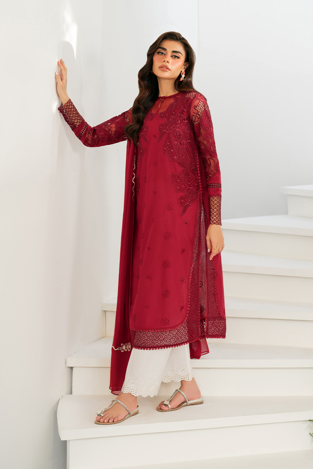 Iznik Festive Embroidered Lawn Edition '25 IFE-01
