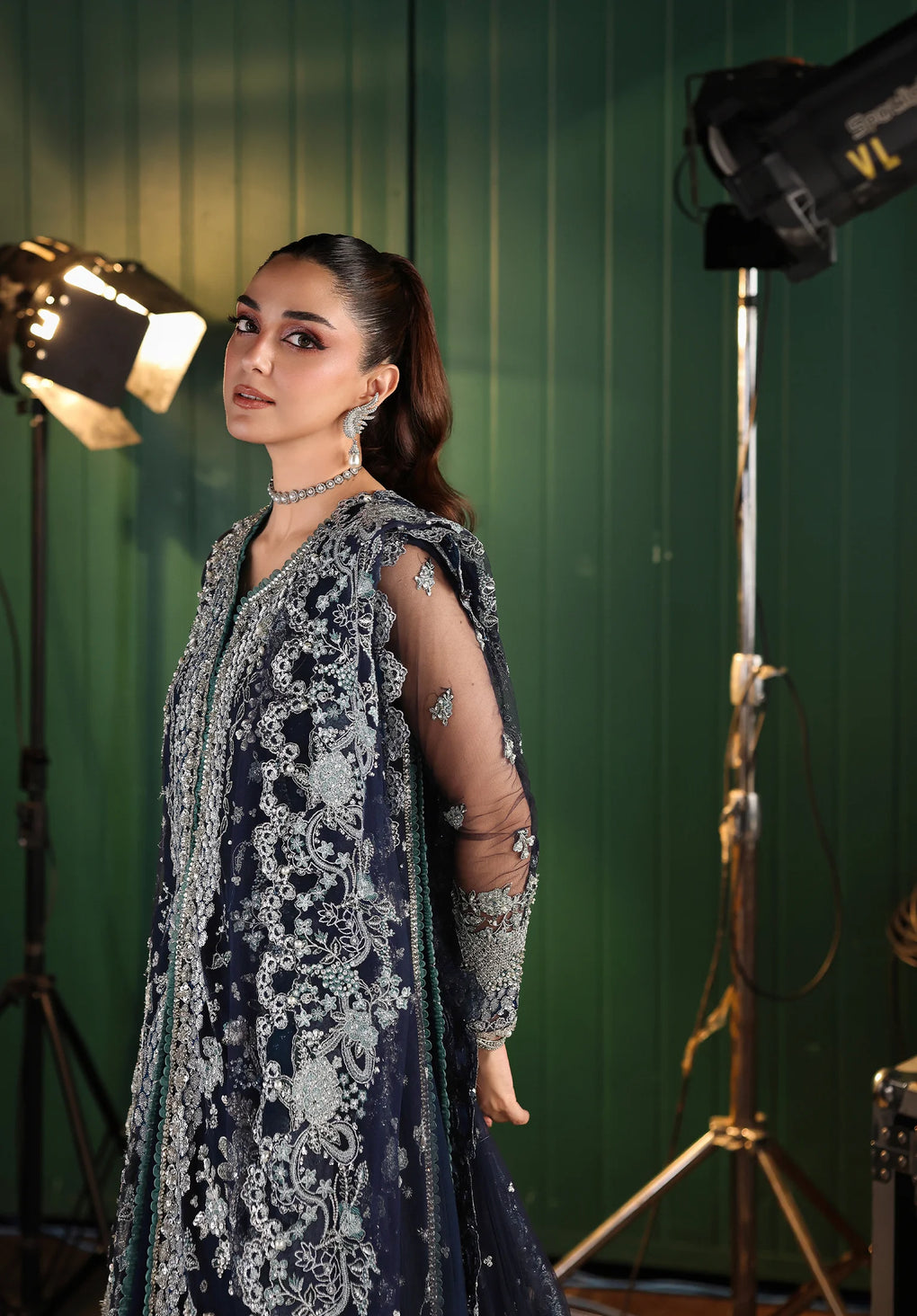ELAF STARDOM FORMAL HANDWORK 25 ( ESH-06 SKYFALL )