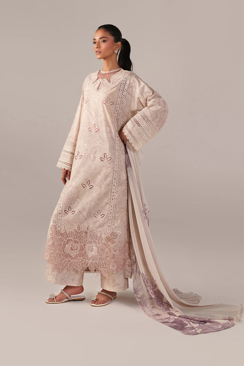 Iznik Embroidered Lawn (SS-01)