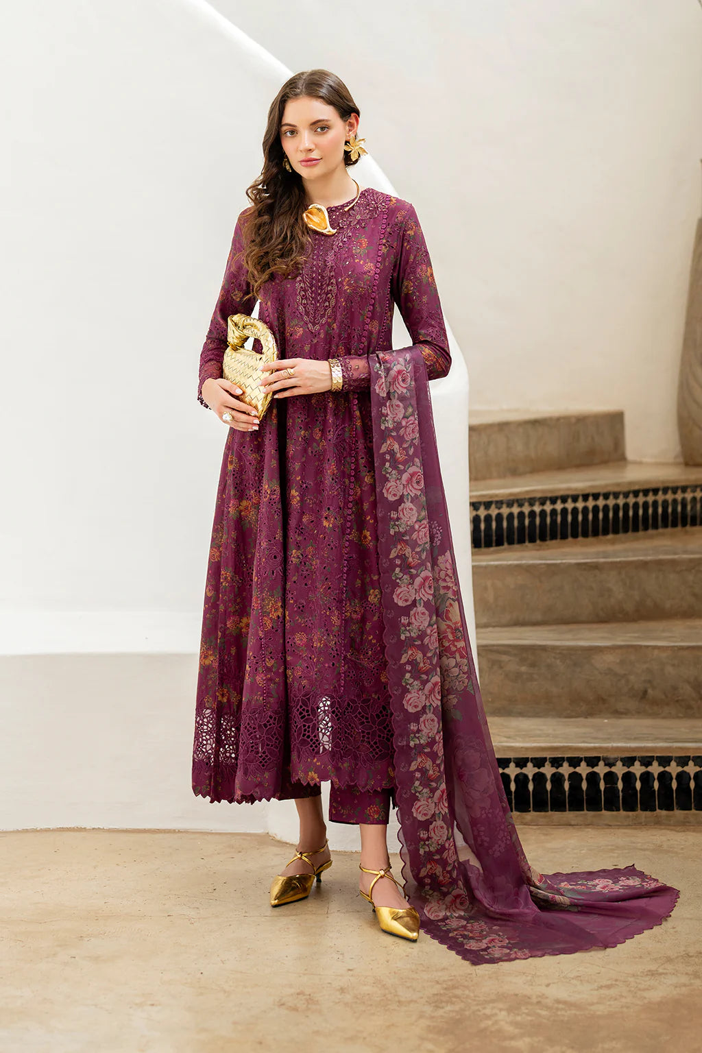 Iznik Embroidered Lawn (SS-04)