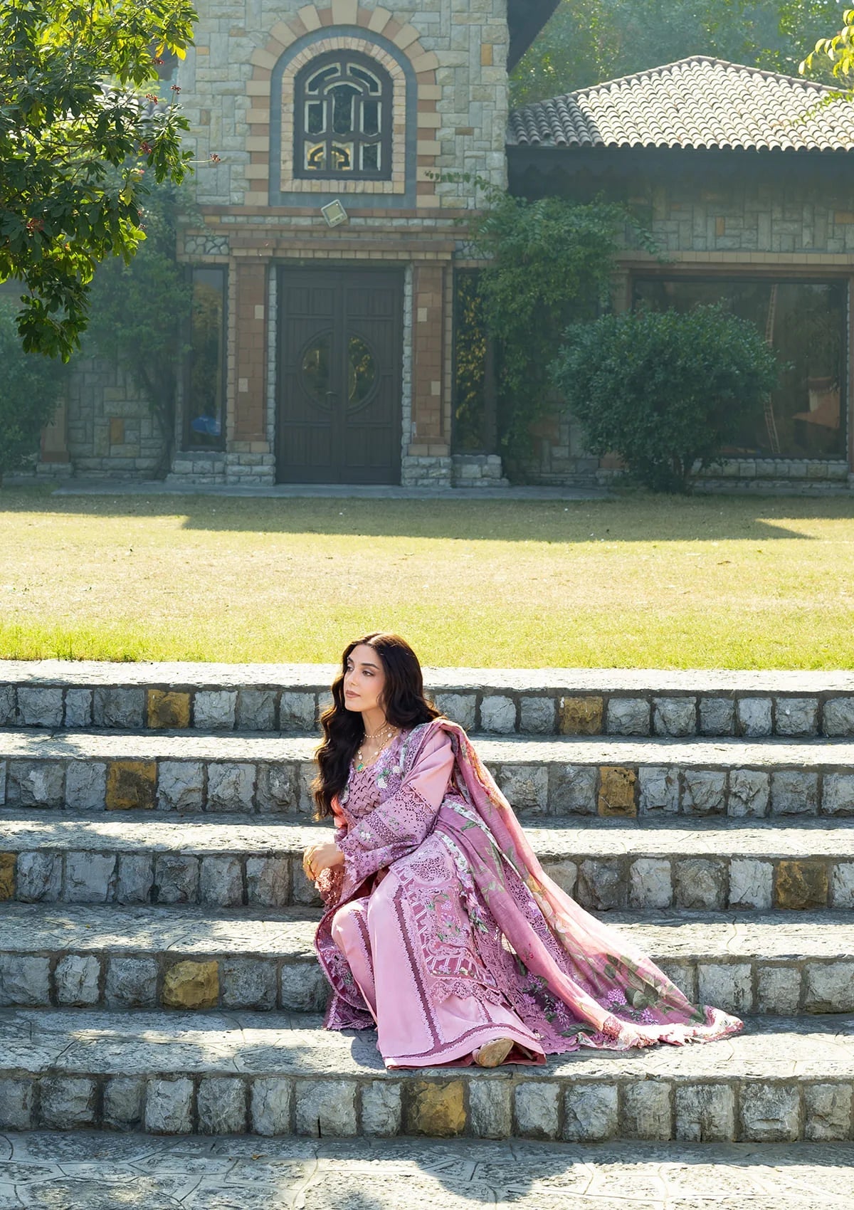 LUXURY LAWN BY ELAF PREMIUM (ELY-09 ROSEE)