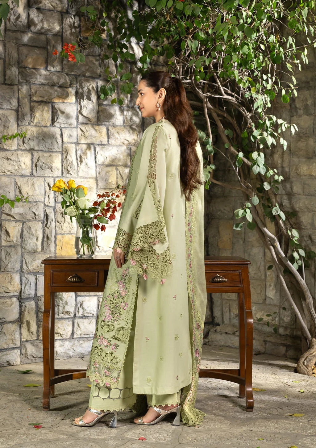 LUXURY LAWN BY ELAF PREMIUM (ELY-11 SPANISH MUSE)