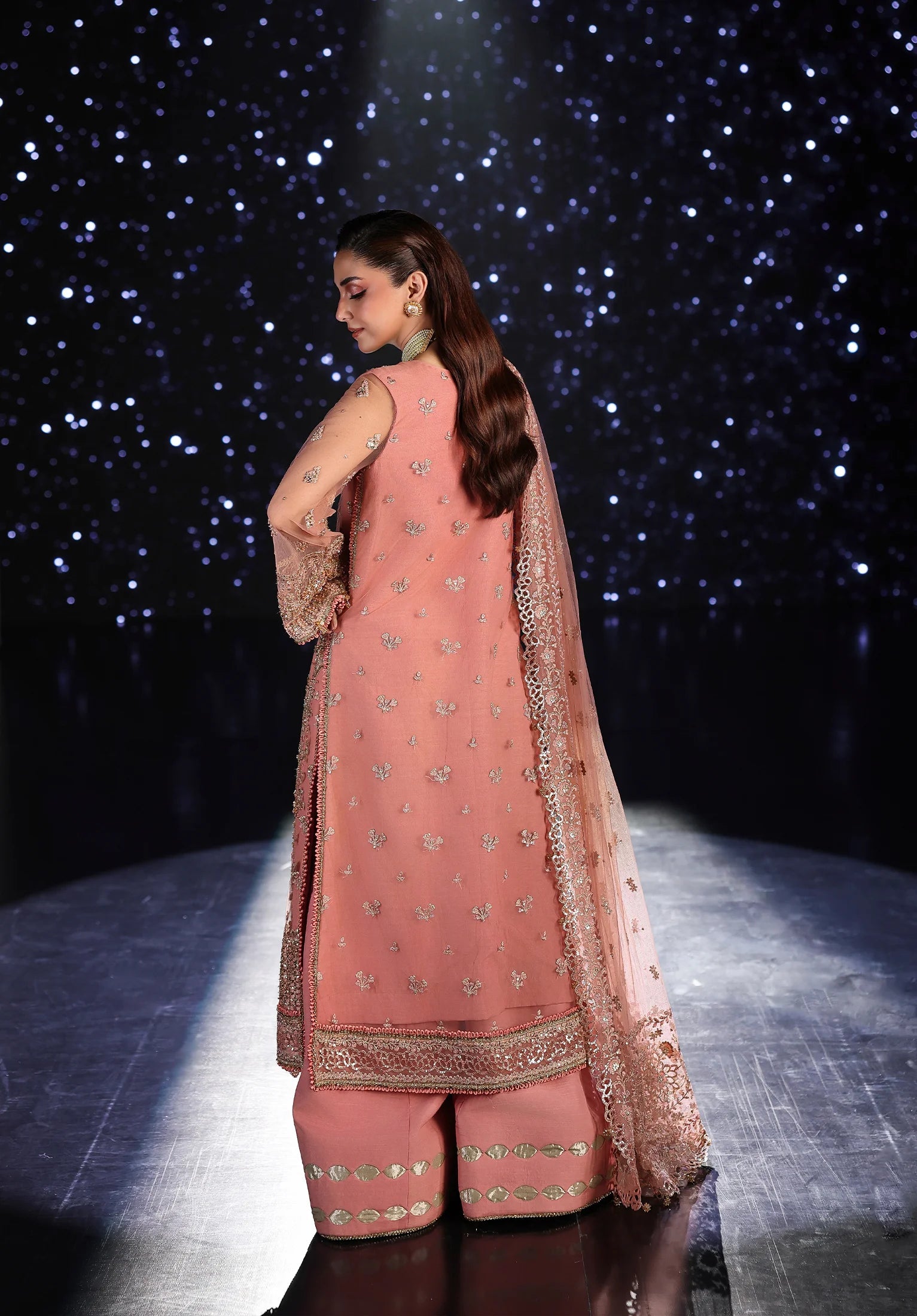 ELAF STARDOM FORMAL HANDWORK 25 ( ESH-05 BEYOND BEAUTY )