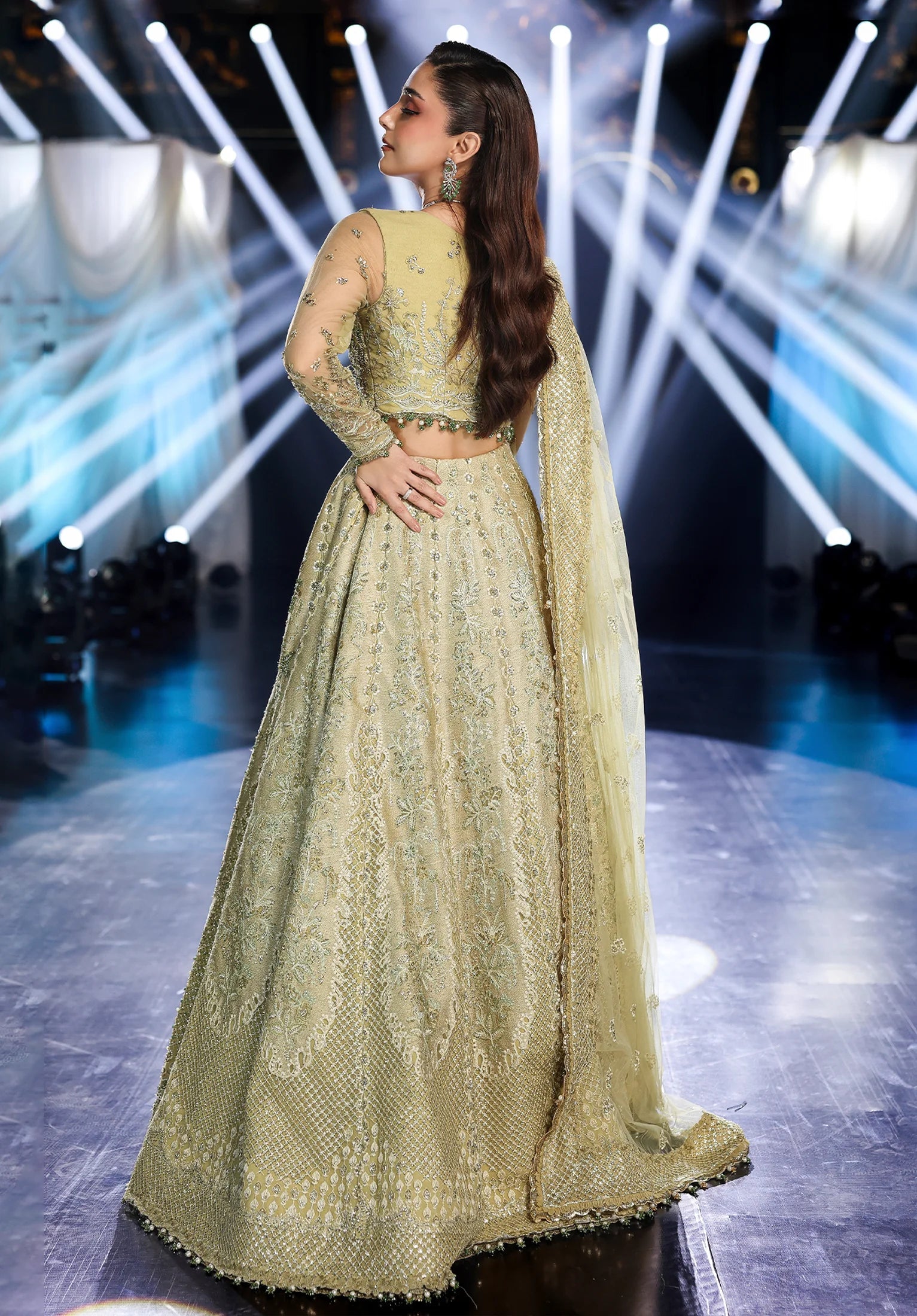 ELAF STARDOM FORMAL HANDWORK 25 ( ESH-07 MINT MAJESTY )