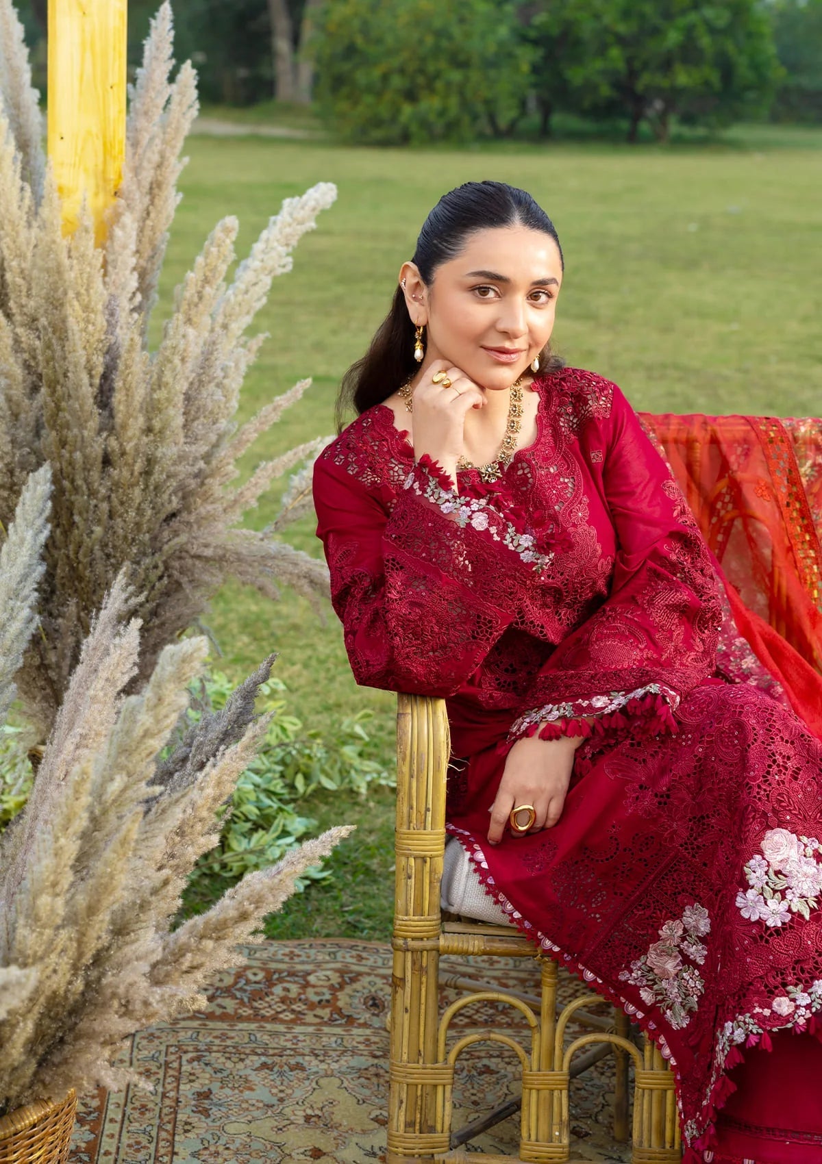 LUXURY LAWN BY ELAF PREMIUM (ELY-10 CHERIE LADY)
