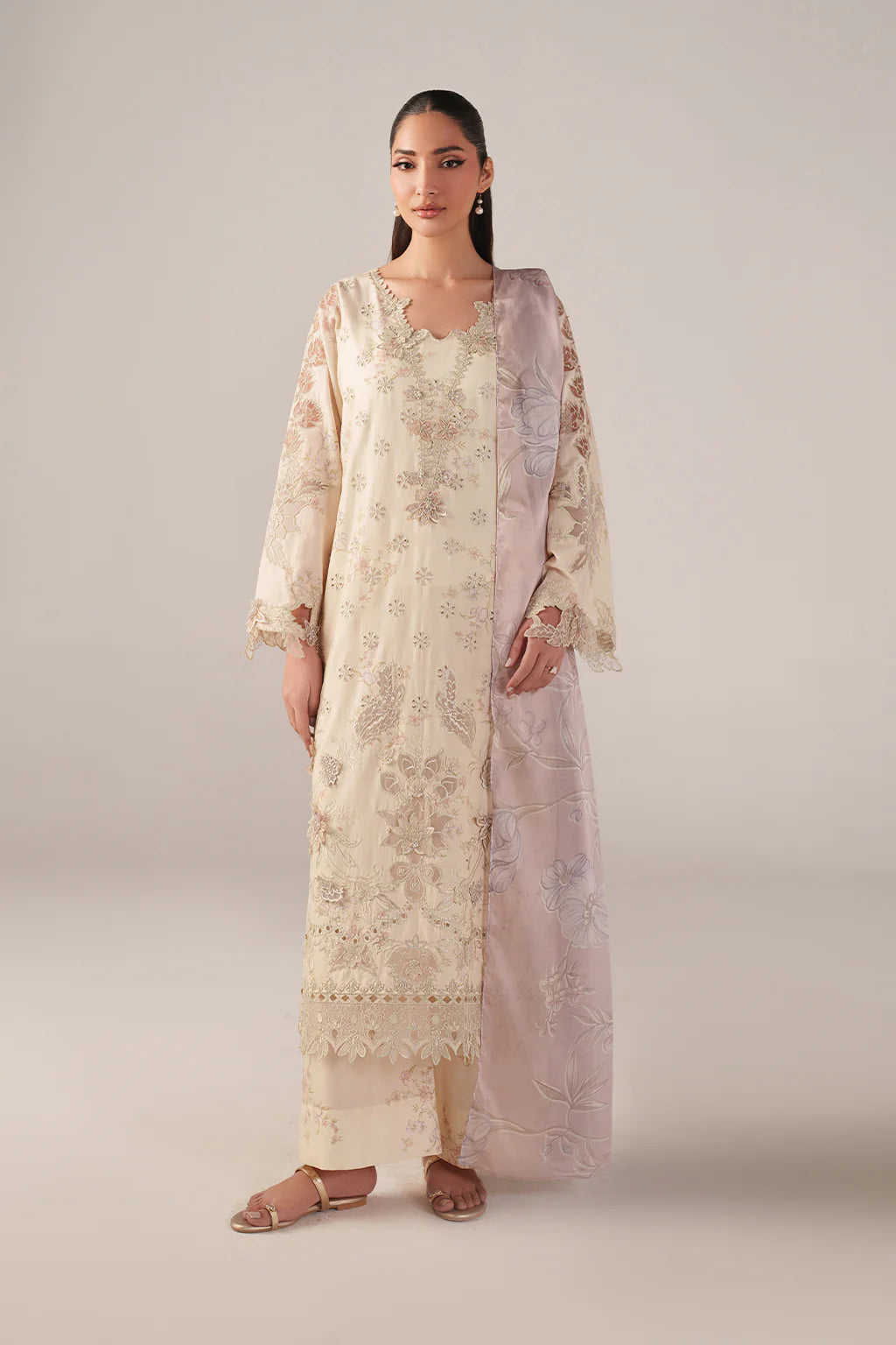 Iznik Embroidered Lawn (SS-06)