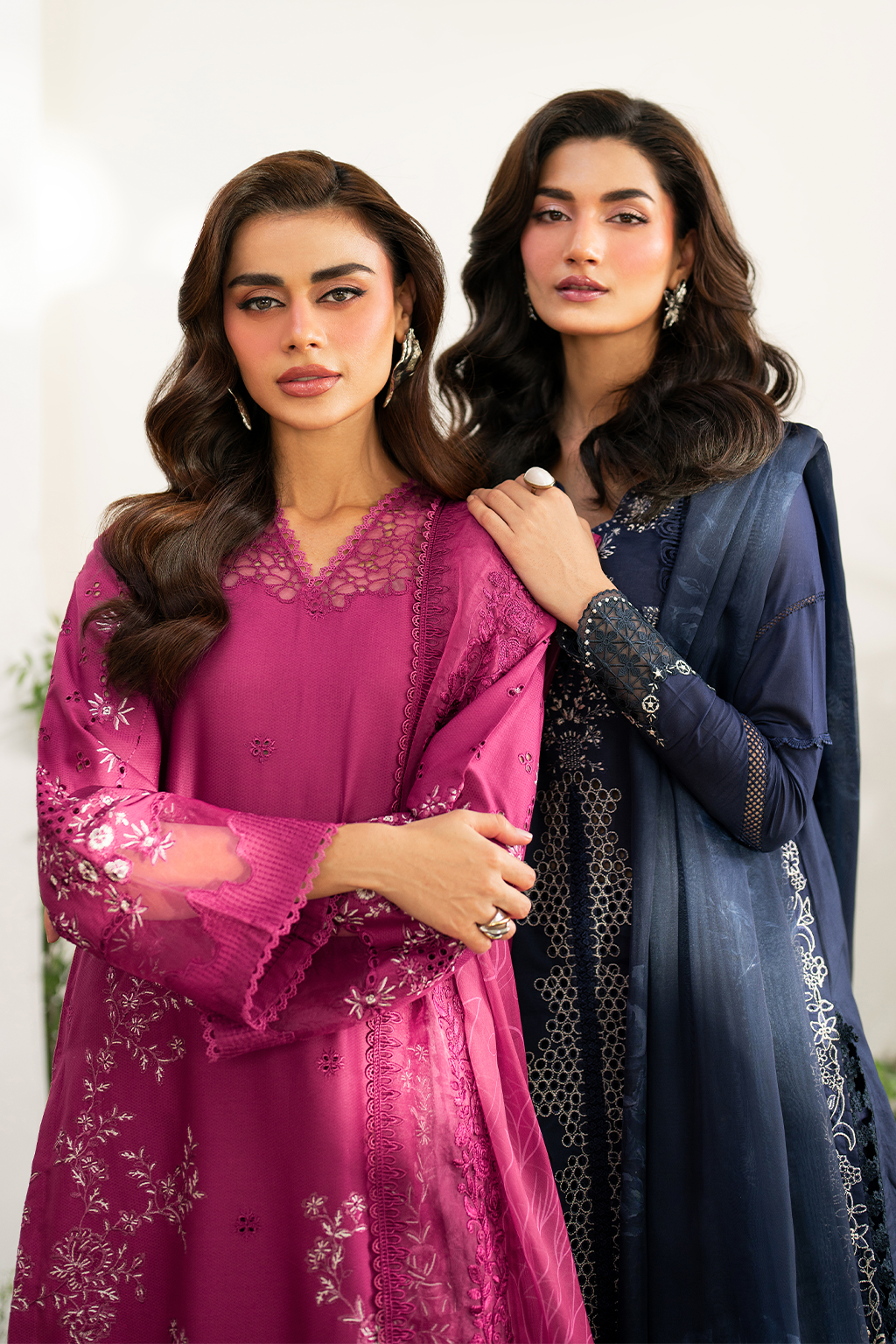 Iznik Festive Embroidered Lawn Edition '25 IFE-07