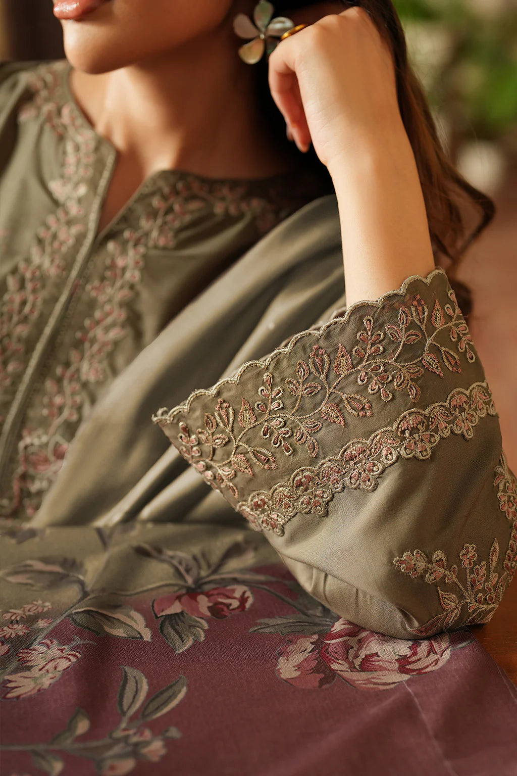 Pre-Fall Winter'25 by Iznik IPF-02