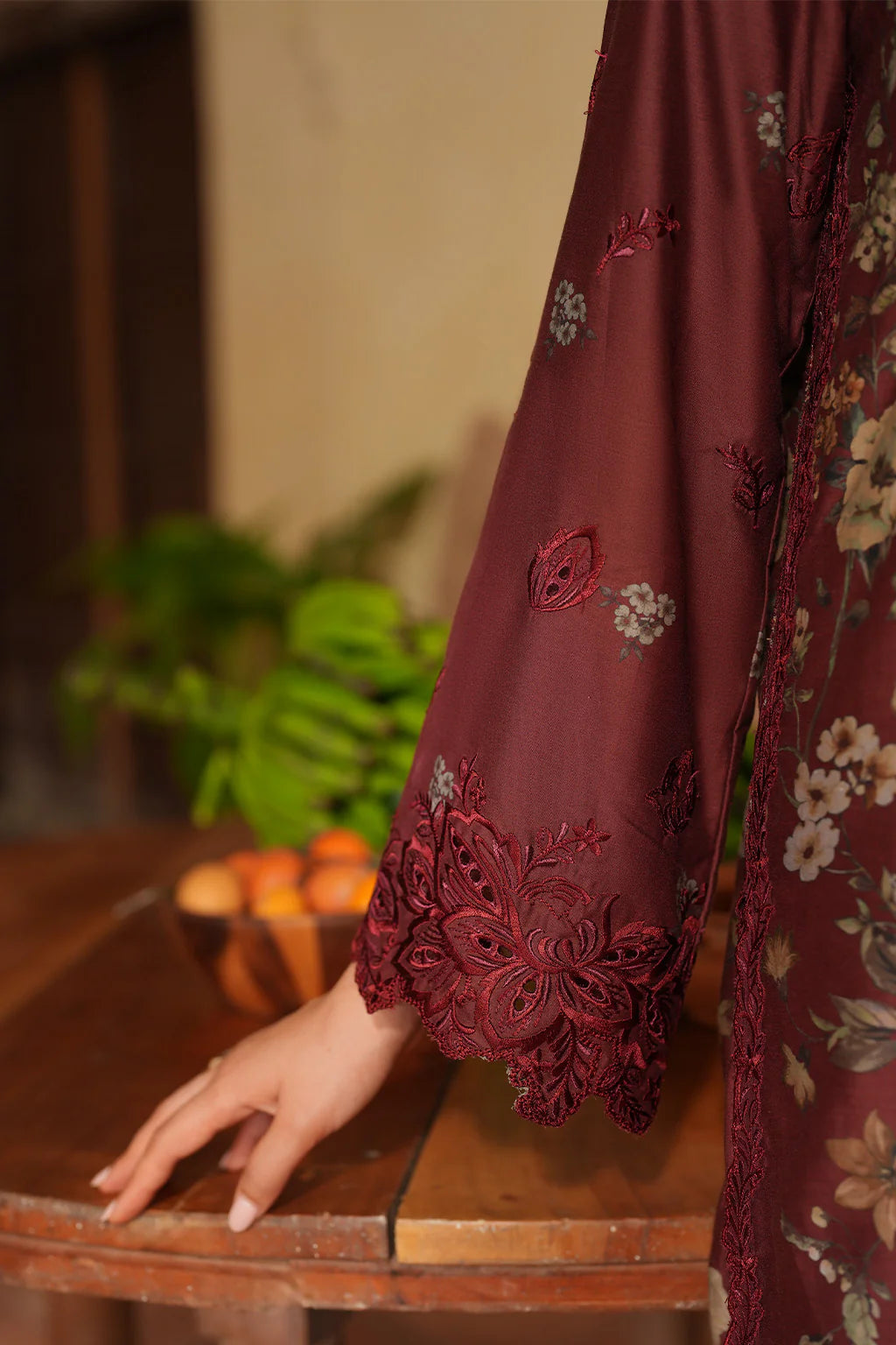 Pre-Fall Winter'25 by Iznik IPF-03