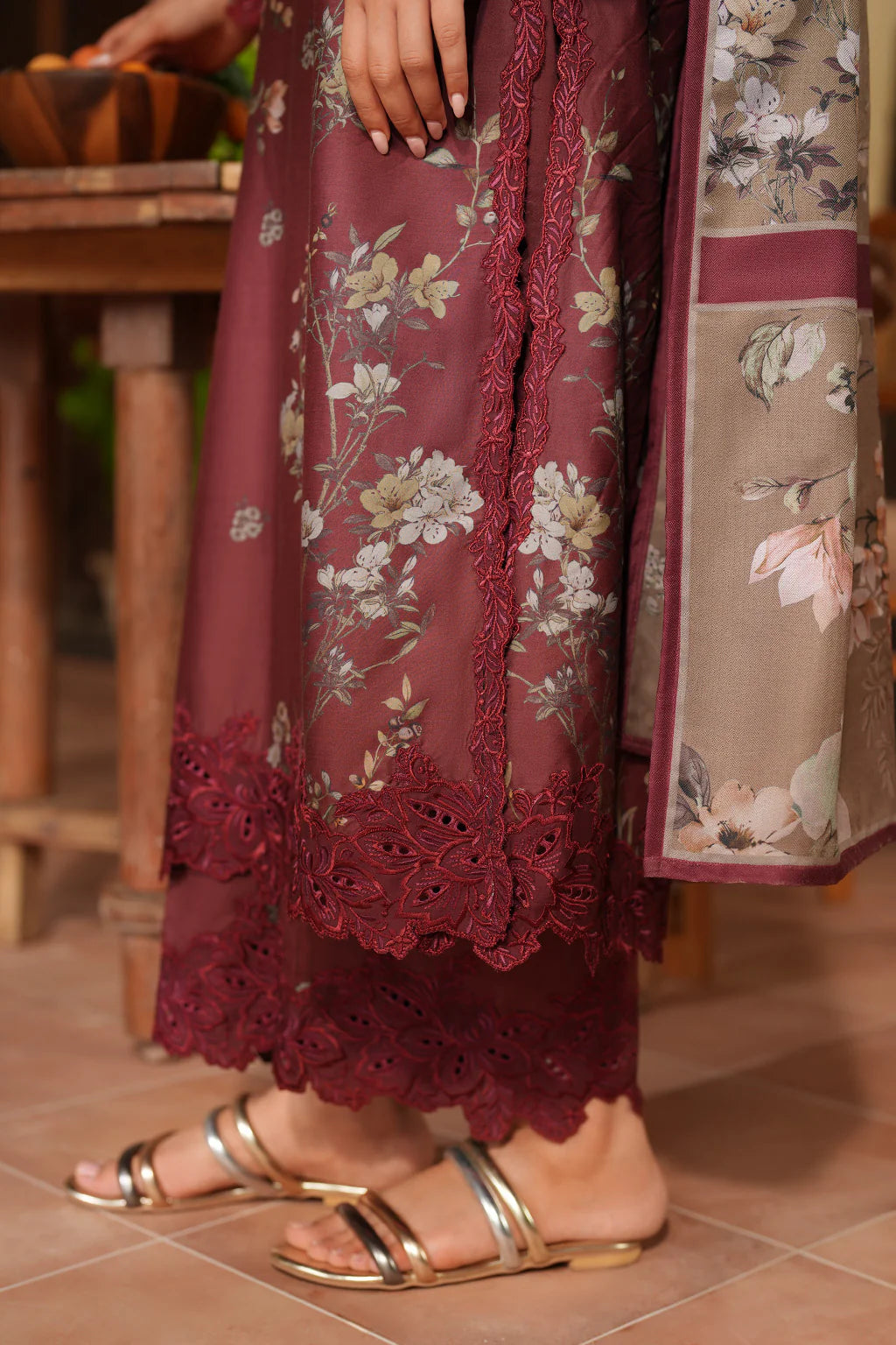 Pre-Fall Winter'25 by Iznik IPF-03