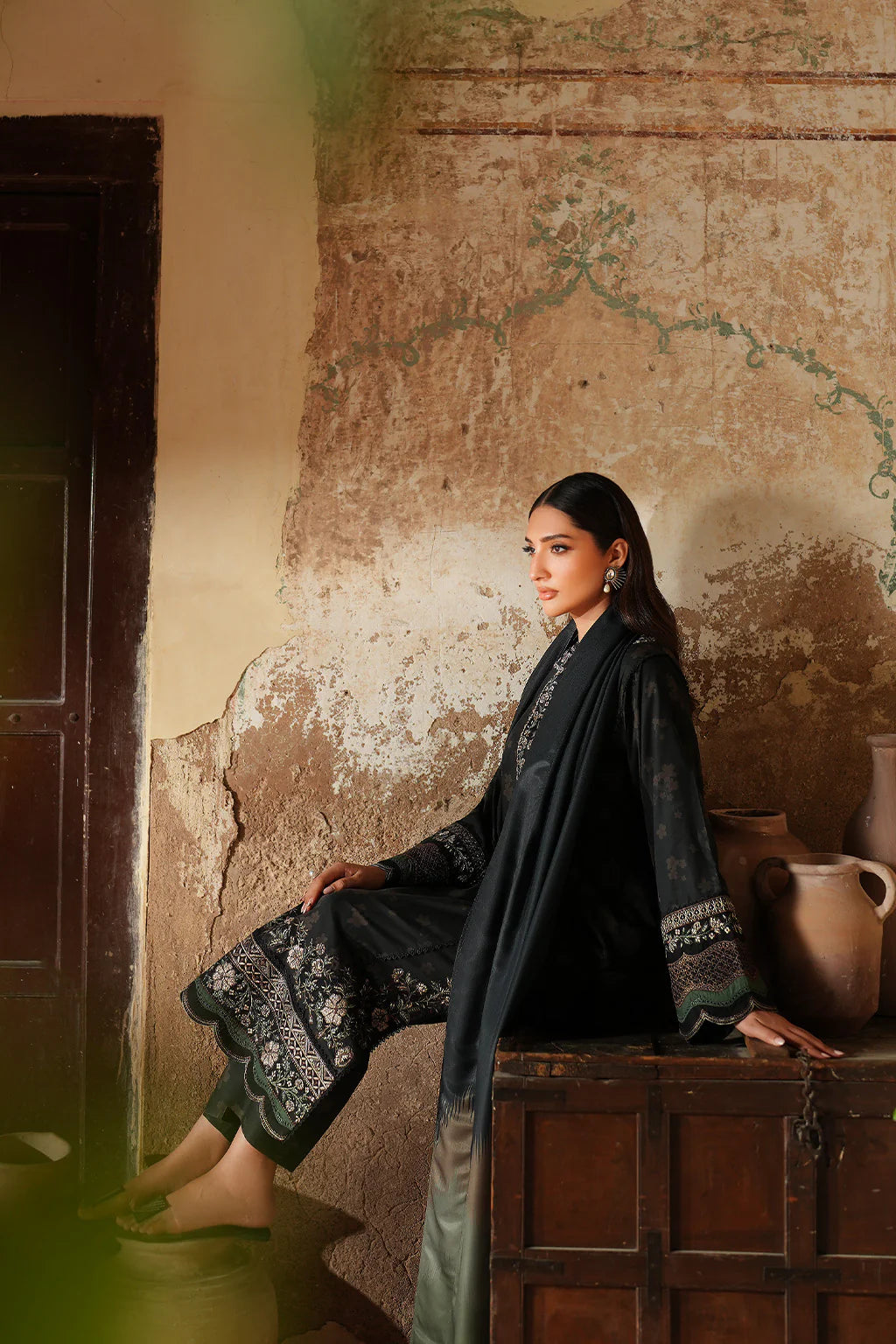 Pre-Fall Winter'25 by Iznik IPF-06