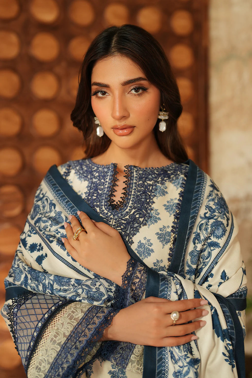 Pre-Fall Winter'25 by Iznik IPF-07