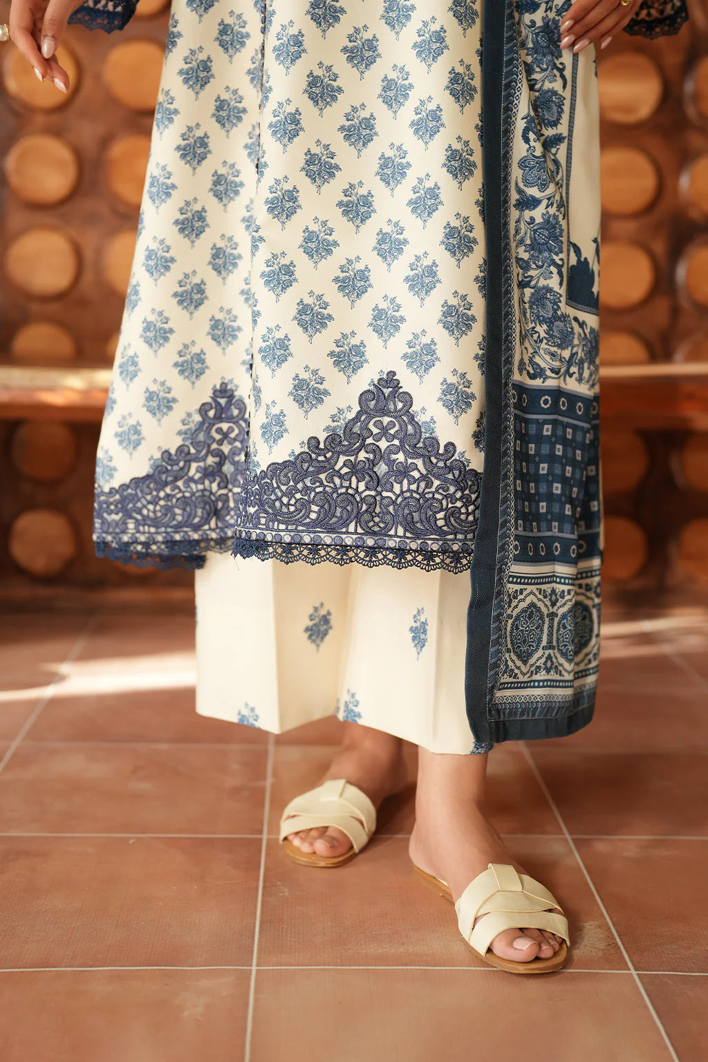 Pre-Fall Winter'25 by Iznik IPF-07
