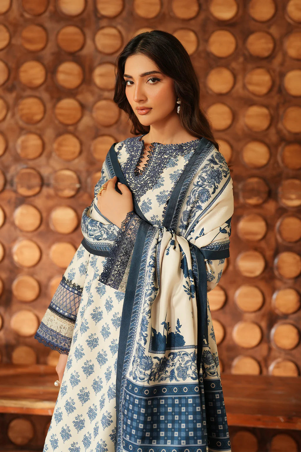 Pre-Fall Winter'25 by Iznik IPF-07
