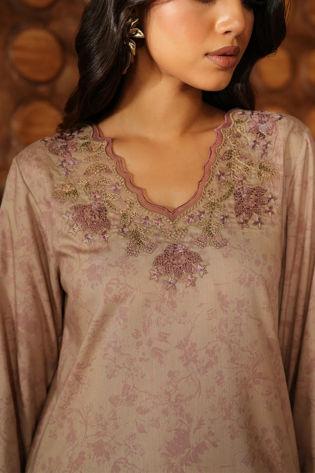 Pre-Fall Winter'25 by Iznik IPF-09