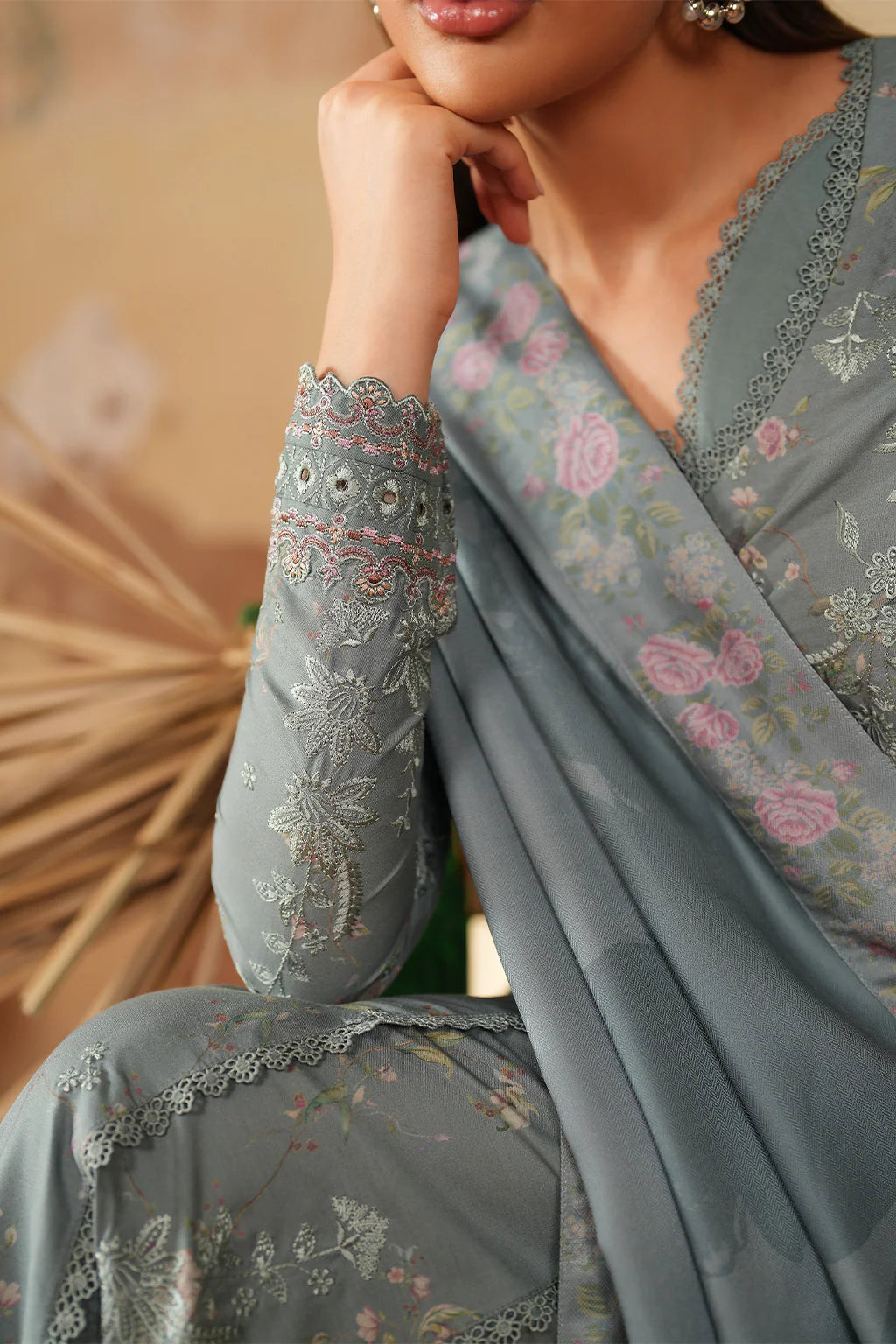 Pre-Fall Winter'25 by Iznik IPF-10