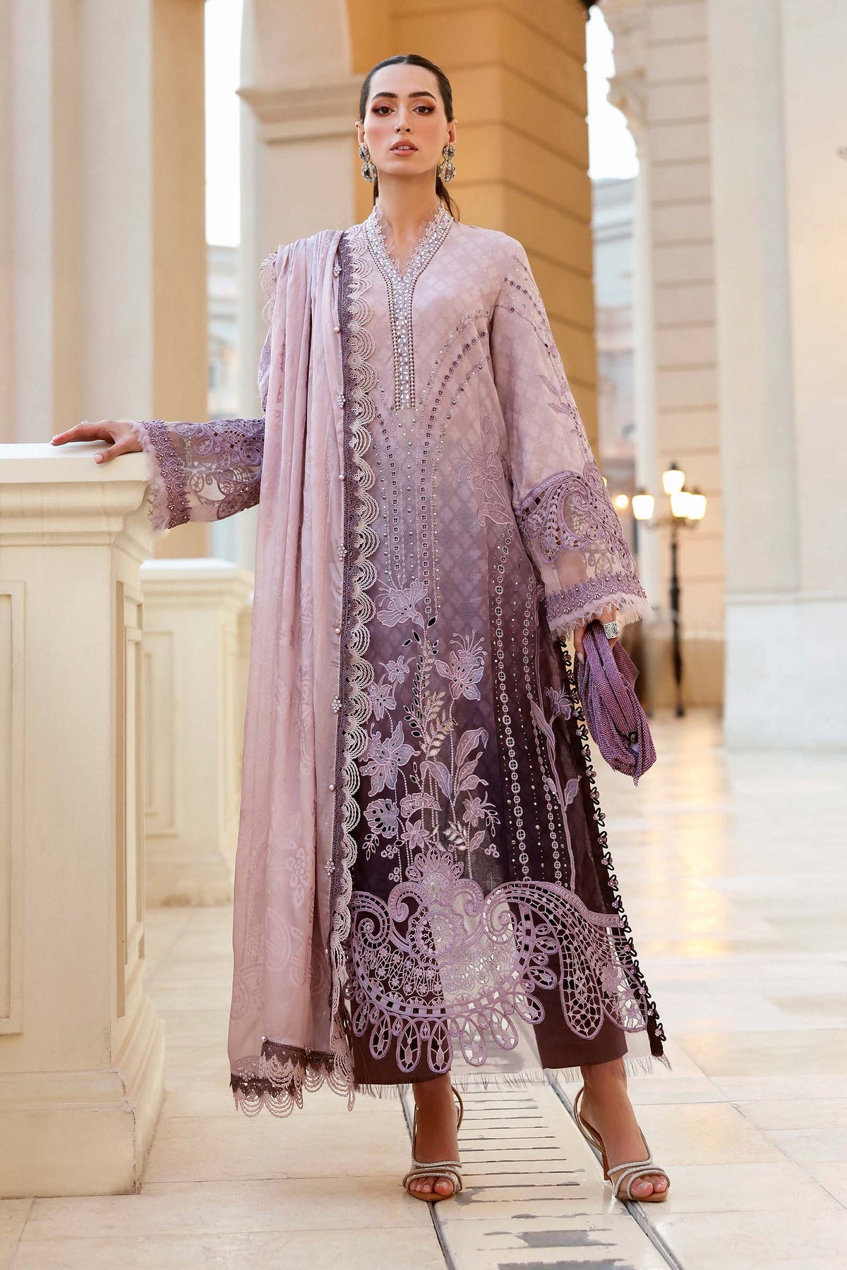 Maria.B Luxury Lawn (1-B)