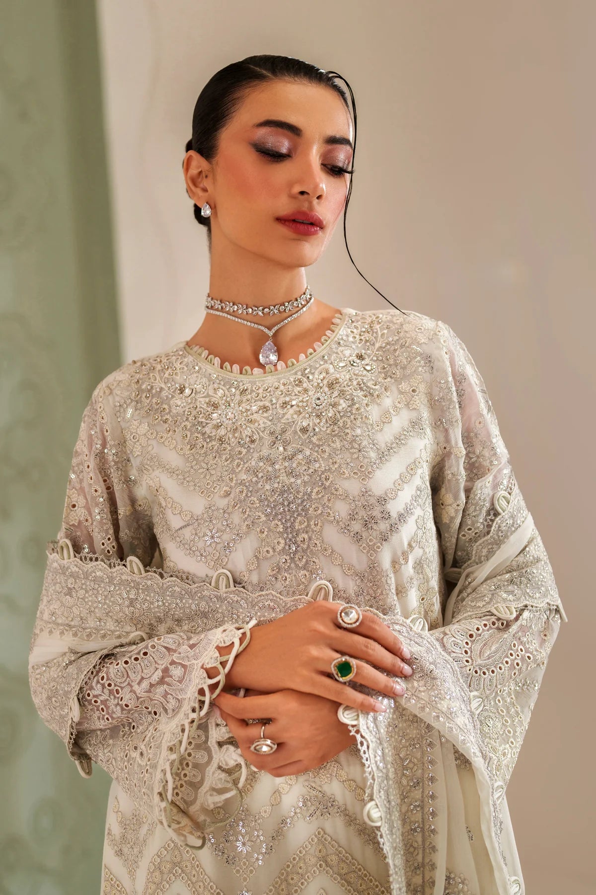 Noerah Luxury by Xenia VAREHA