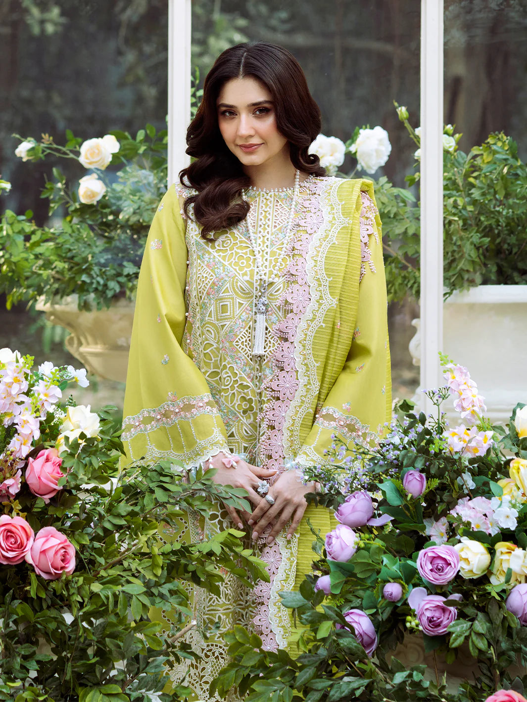 \Fressia By Bin ilyas (105 - A)
