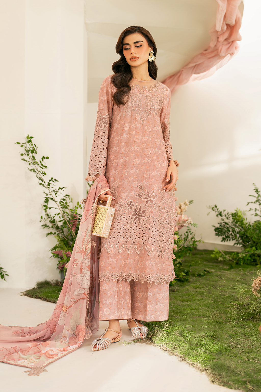 Iznik Festive Embroidered Lawn Edition '25 IFE-12