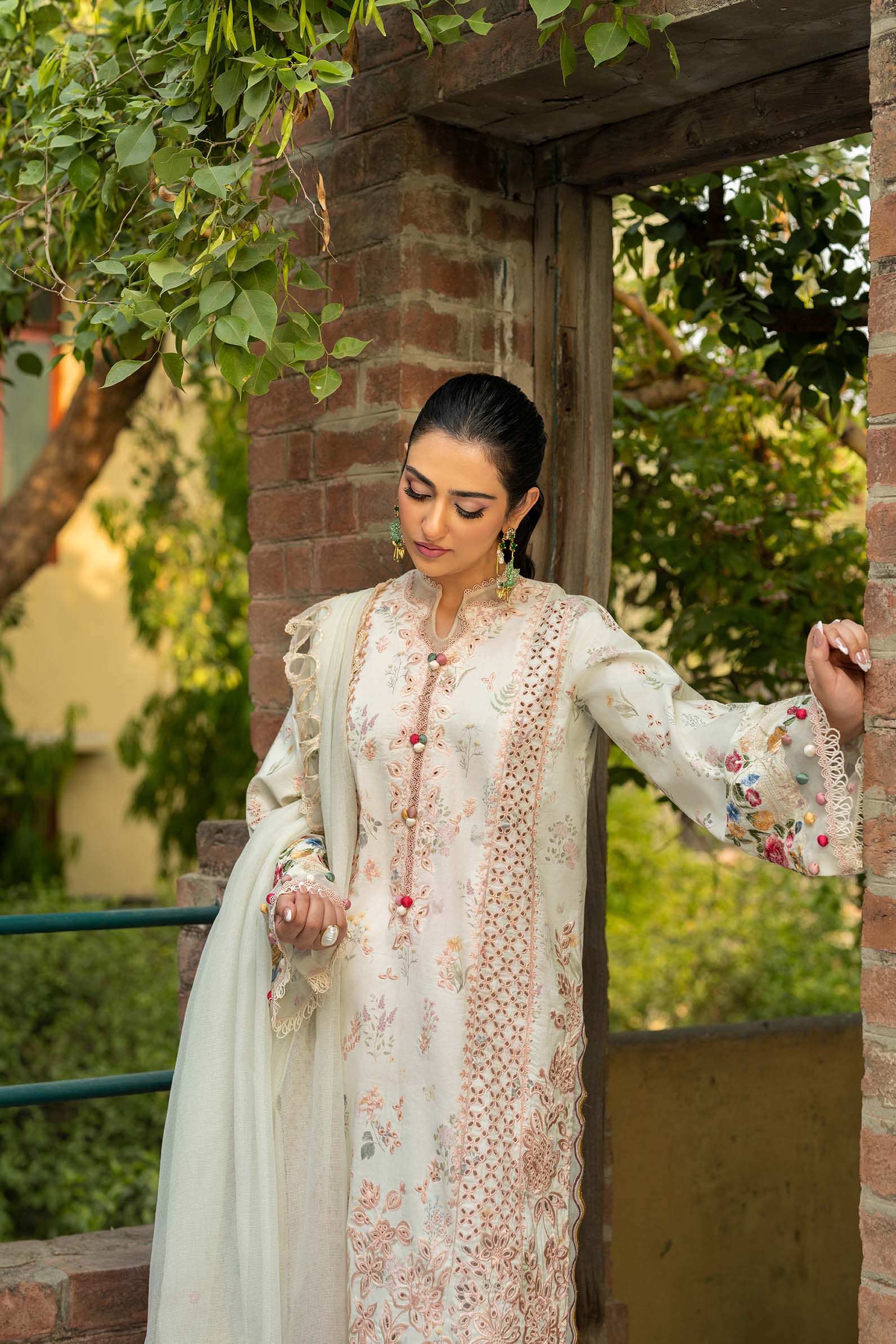 Maryam Hussain Luxury lawn`25 BATIK