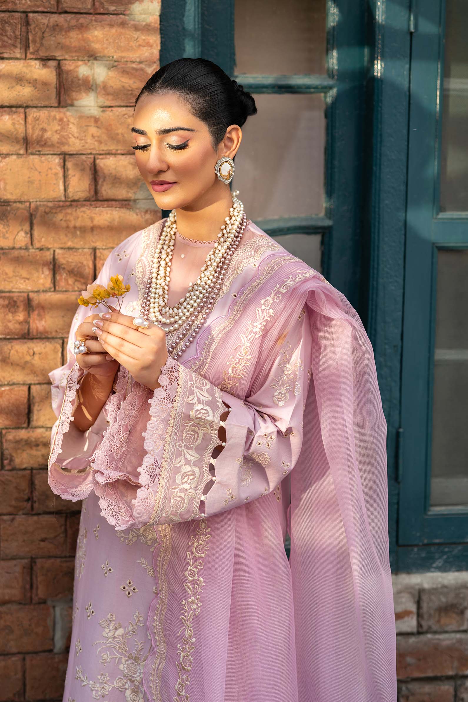Maryam Hussain Luxury lawn`25 SAMAR