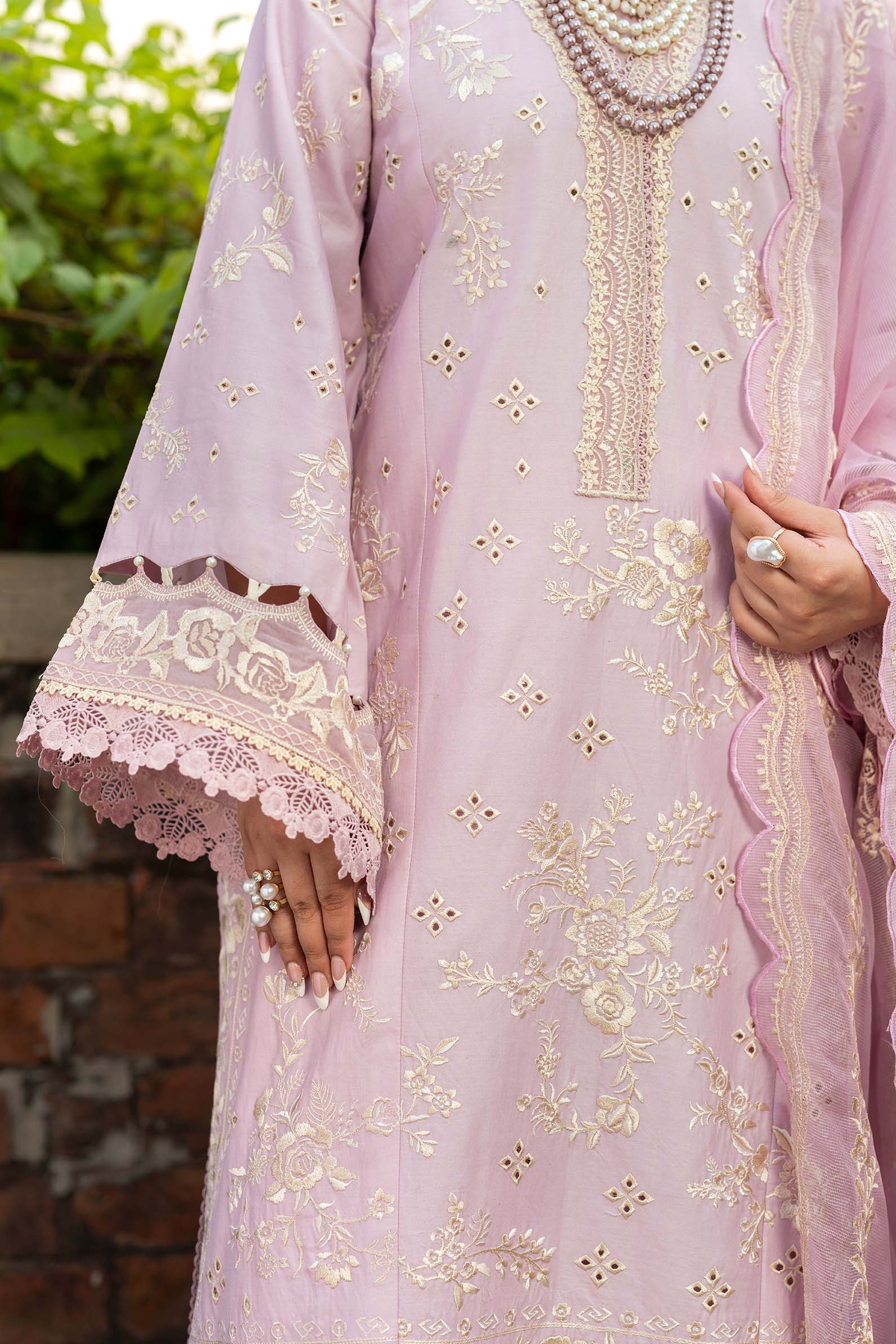 Maryam Hussain Luxury lawn`25 SAMAR