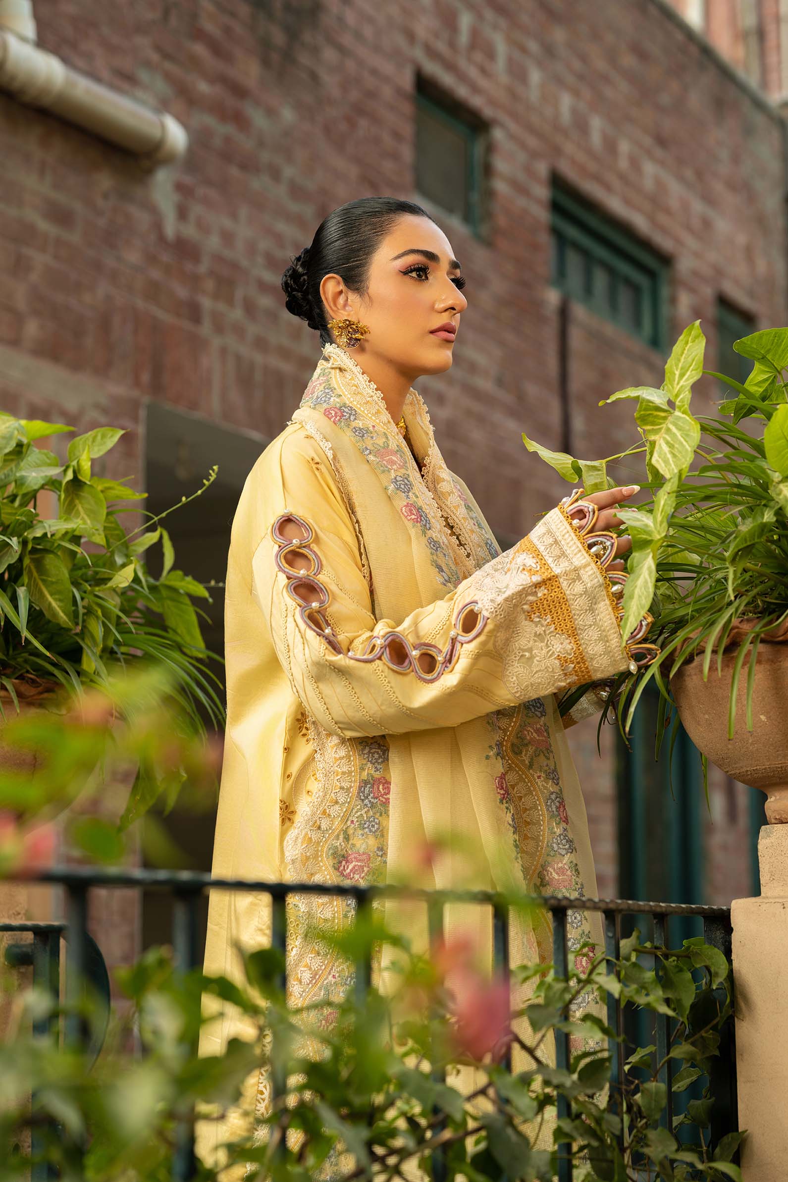 Maryam Hussain Luxury lawn`25 MARJAAN