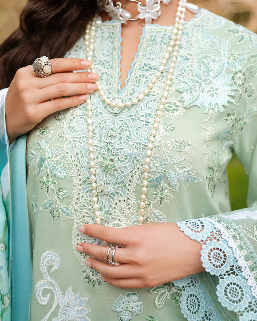 Amoi luxury lawn by Mushq (Love Escape)